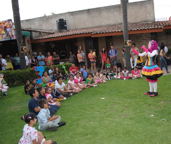 Sin Nombre